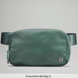 Lululemon Everywhere Belt Bag